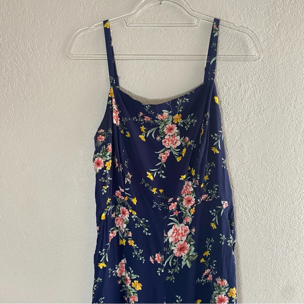 Old Navy Floral Navy Jumpsuit size L - Picture 2 of 7
